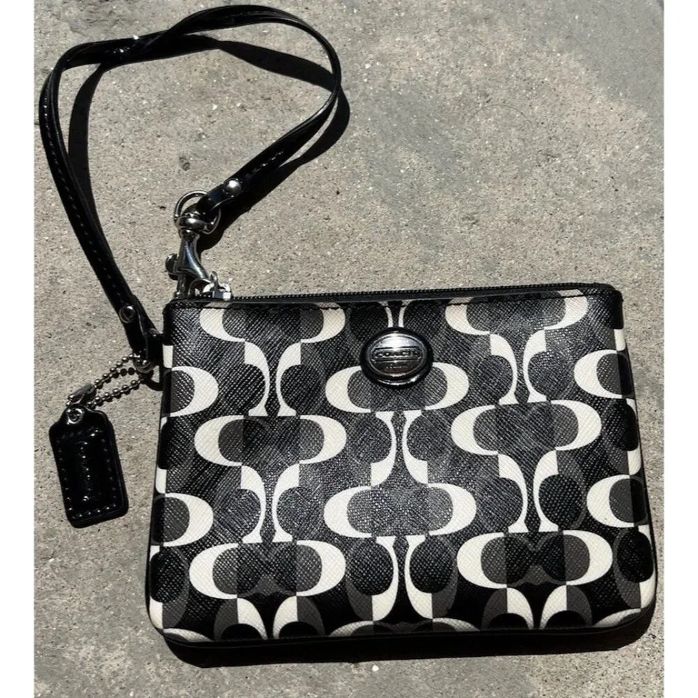 Coach Peyton Dream C East West Swingpack Black & White Logo Bag Purse 6x4.5